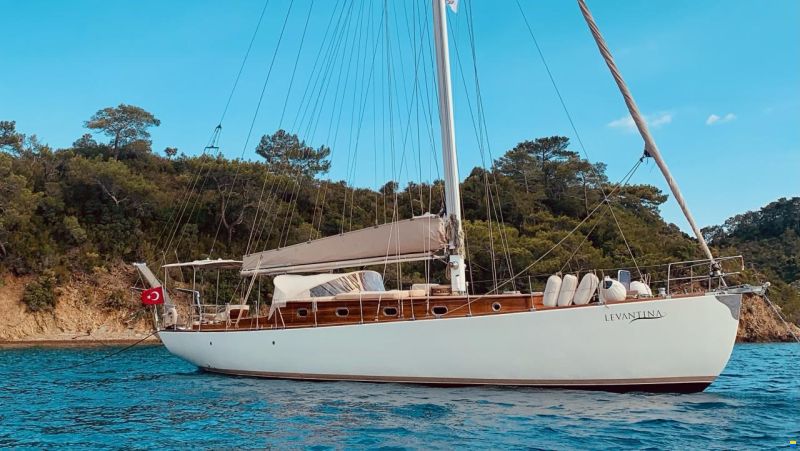 16 Meters Sloop Design