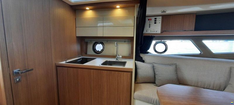 Azimut Atlantis 34