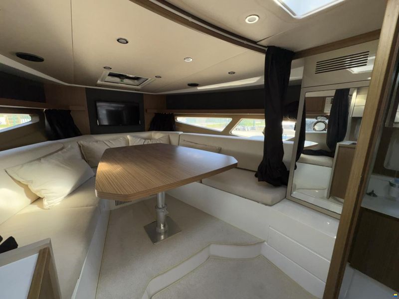 Azimut Atlantis 34