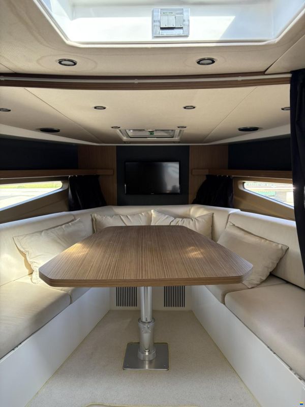 Azimut Atlantis 34