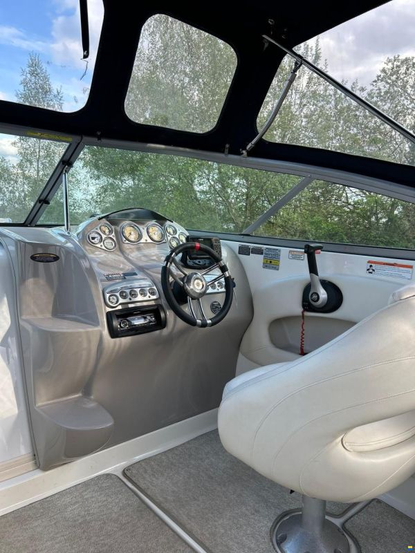 Maxum 2400 SC3