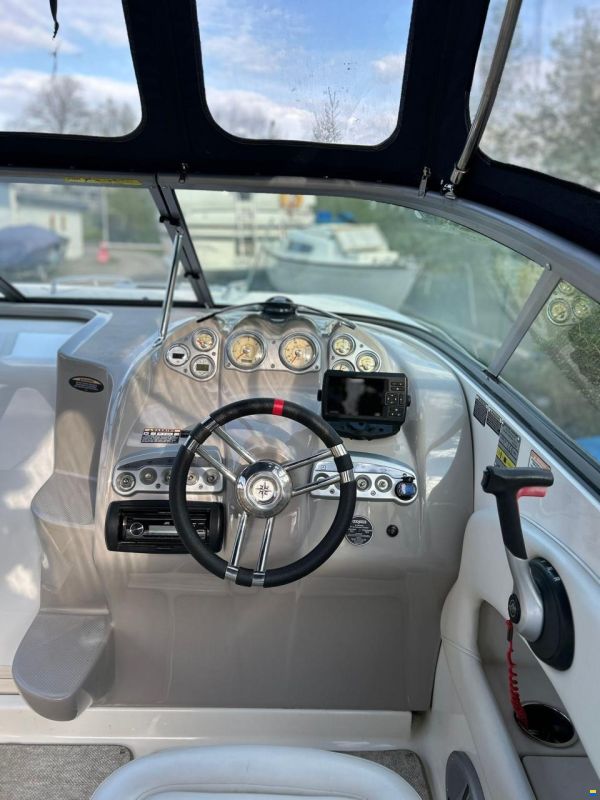 Maxum 2400 SC3