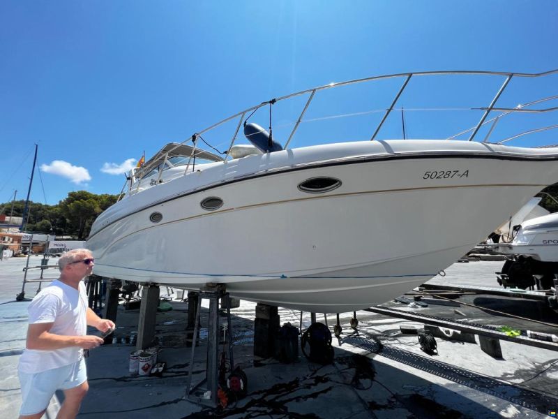 Crownline CR330