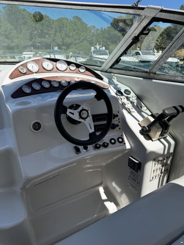 Crownline CR330