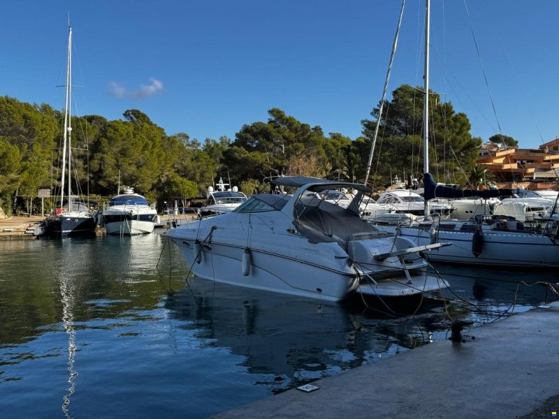 Crownline CR330