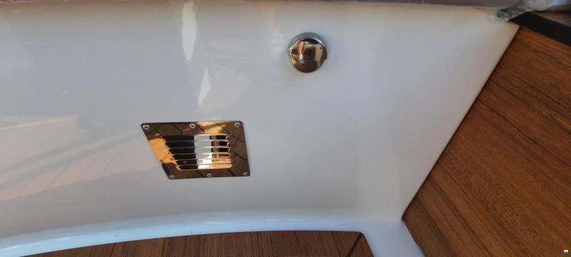 Corsiva 650 TENDER