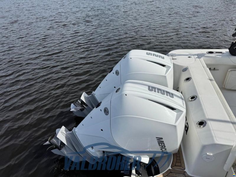 Boston Whaler 285 CONQUEST