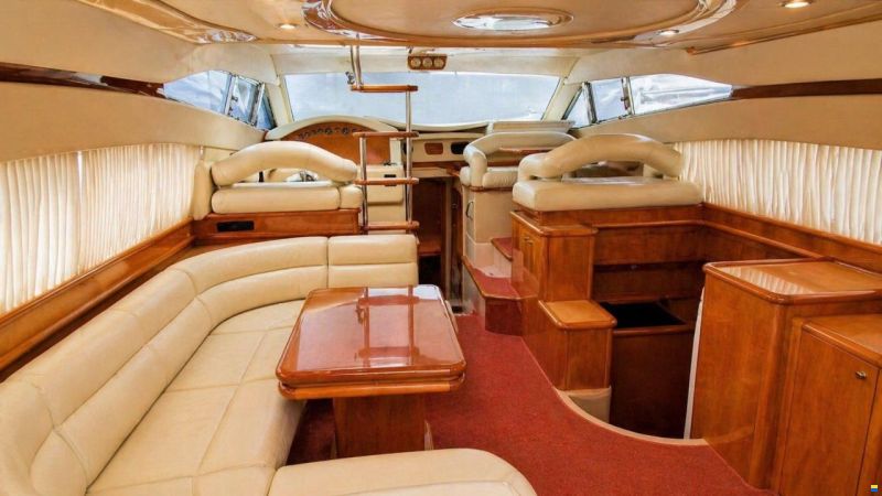 Ferretti 46