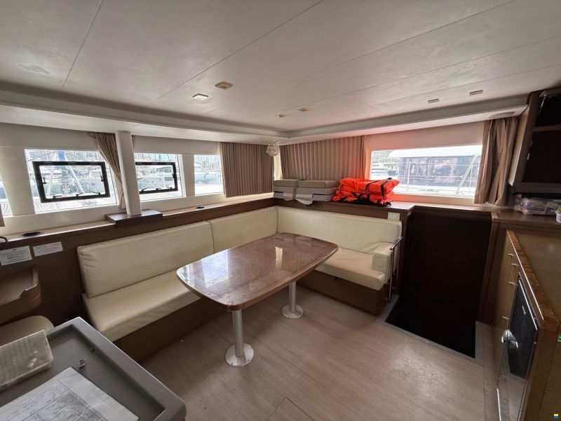 Lagoon 450