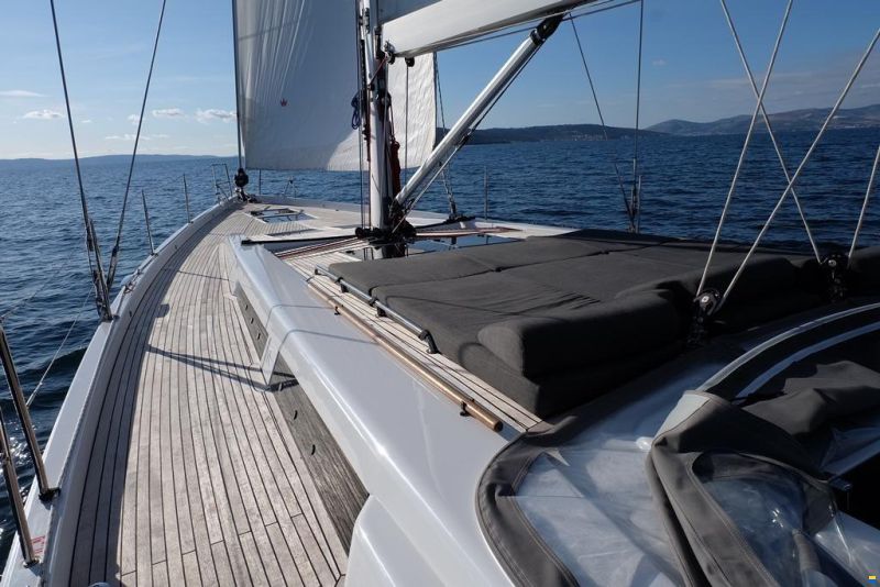 Hanse 588