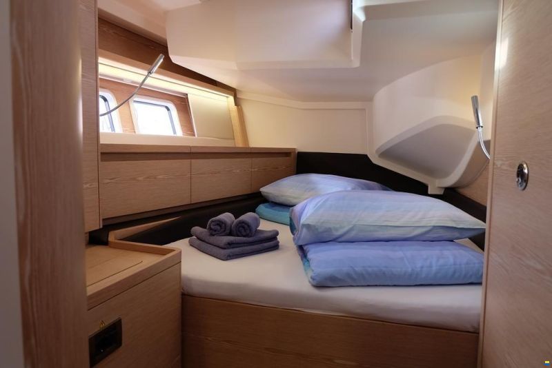 Hanse 588