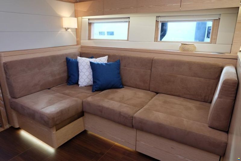 Hanse 588