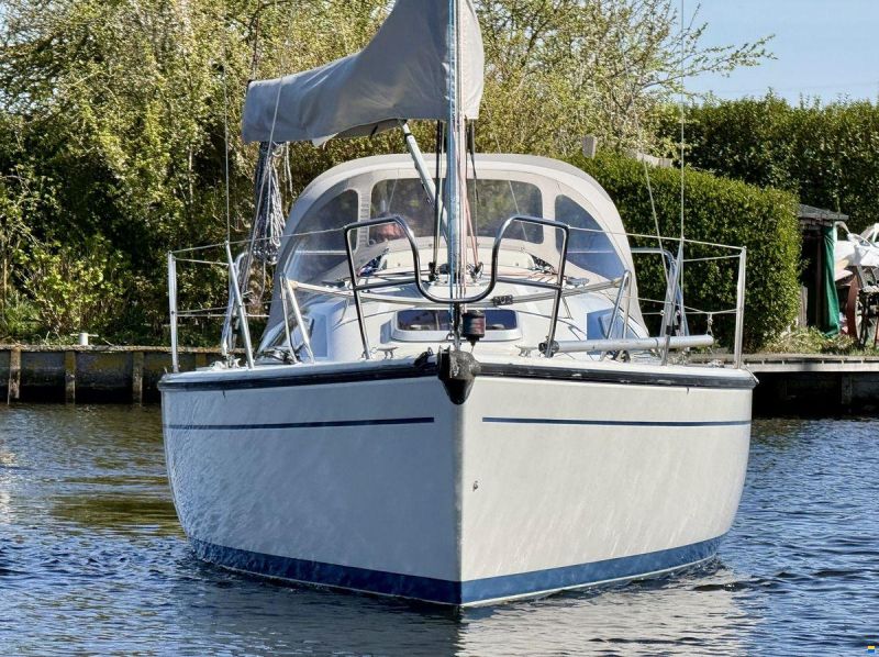 Dehler 28