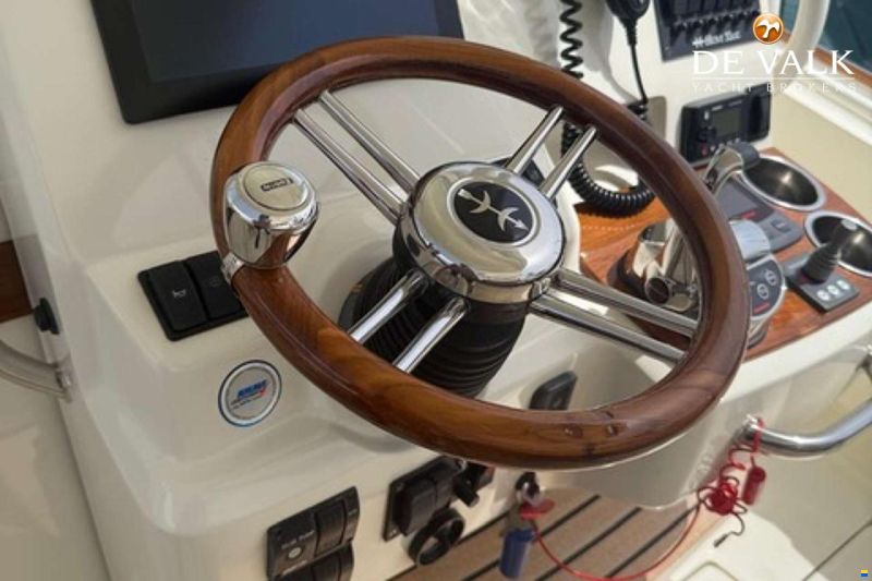 Hunt Surfhunter 33