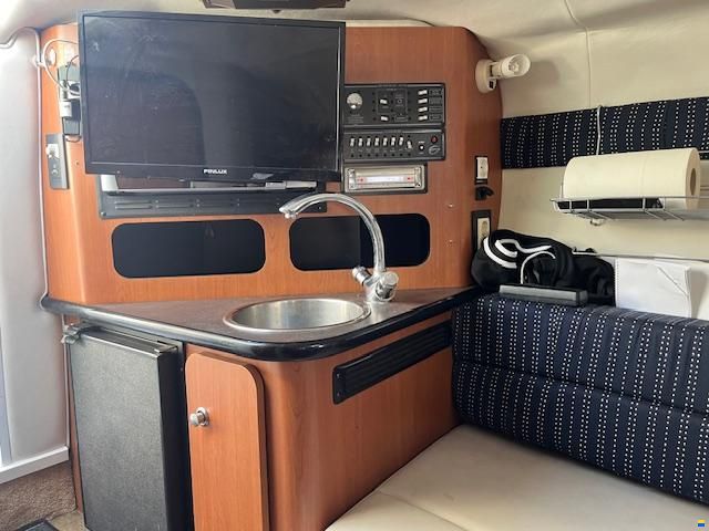 Crownline 275 CCR