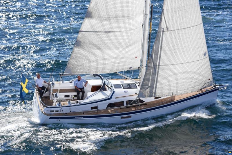 Hallberg-Rassy 340