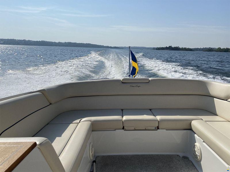 Chris Craft Corsair 28