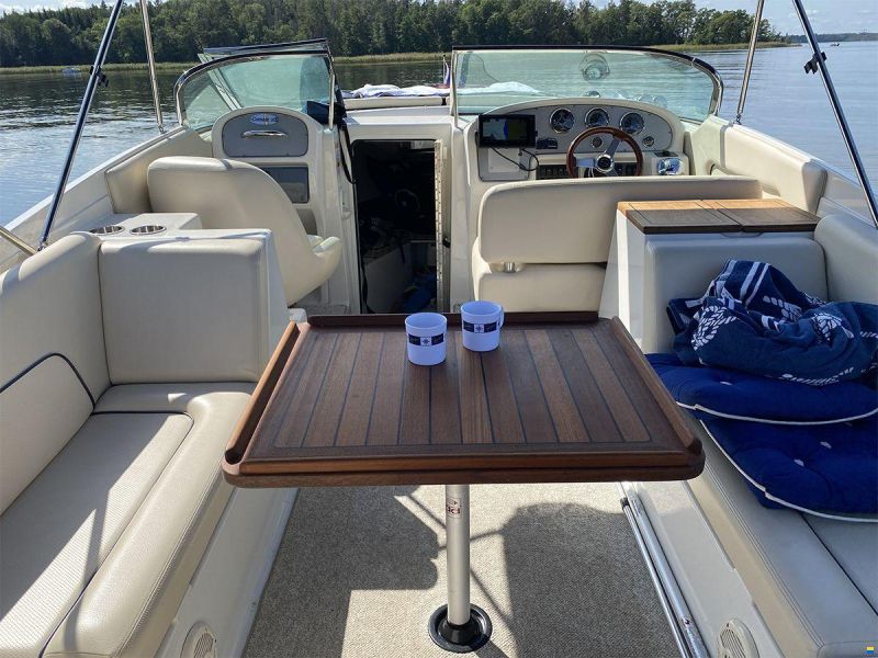 Chris Craft Corsair 28