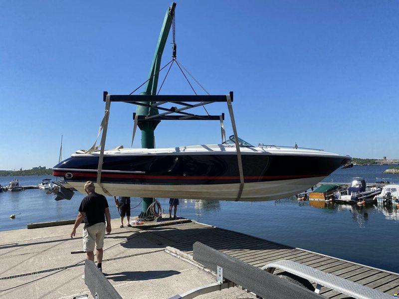 Chris Craft Corsair 28