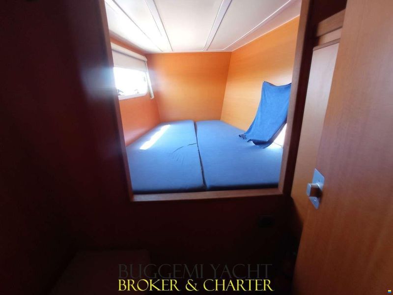 Catana 471