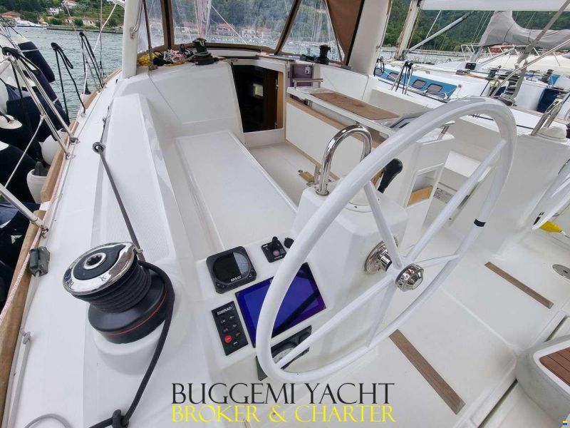 Beneteau OCEANIS 35