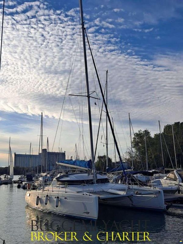 Fountaine Pajot VENEZIA 42
