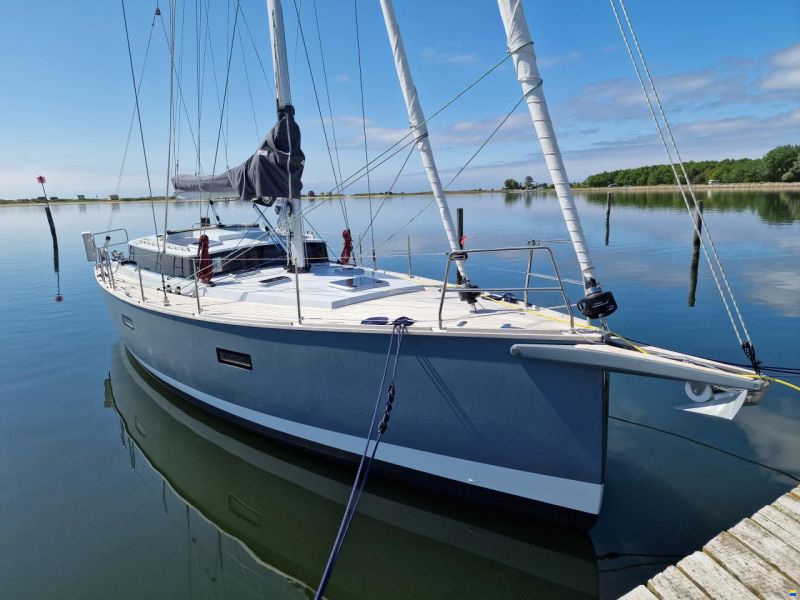 Berckemeyer Yacht Design BM 37 Bristol Decksalon DS