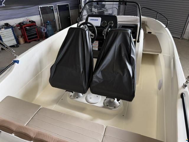 Quicksilver Activ 555 Open mit 80PS