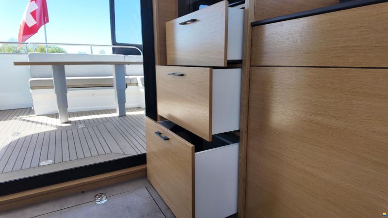 Pollard Yachtbouw, Steenwijk Coastliner