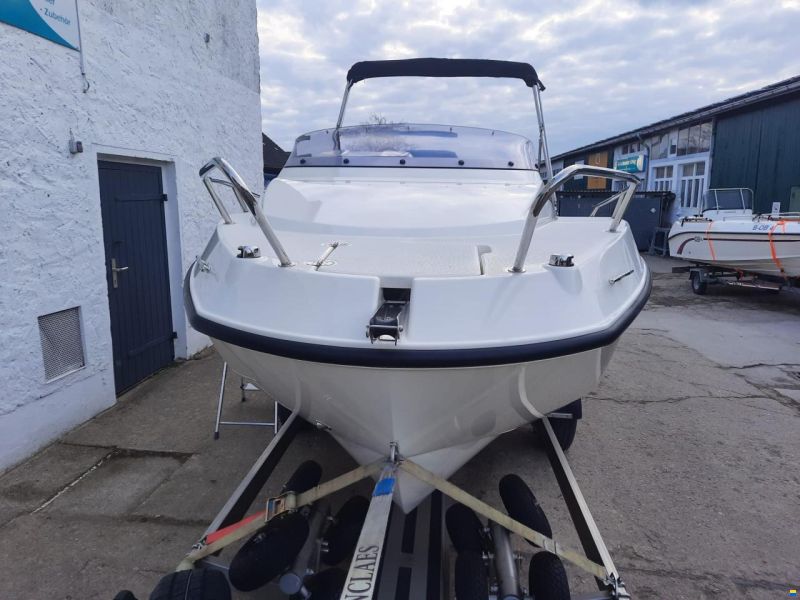 Quicksilver 505 activ Cabin
