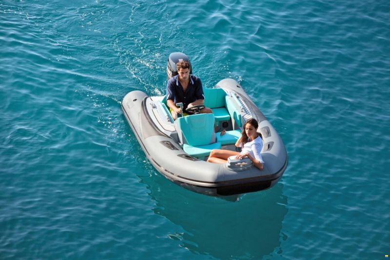 Ranieri Cayman One Luxuary Tender