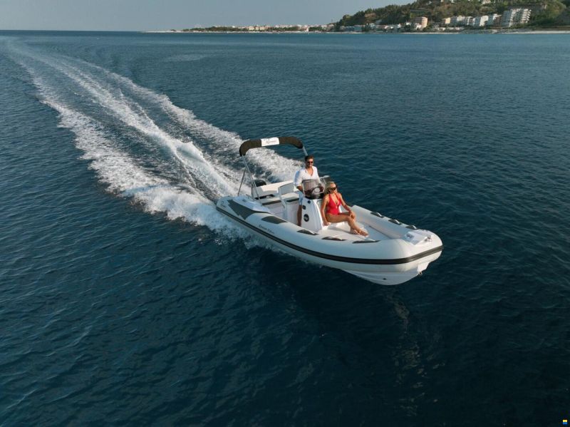 Ranieri Cayman 19 Sport
