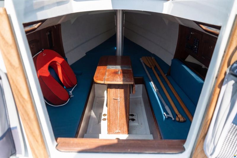 Beneteau First Class 8
