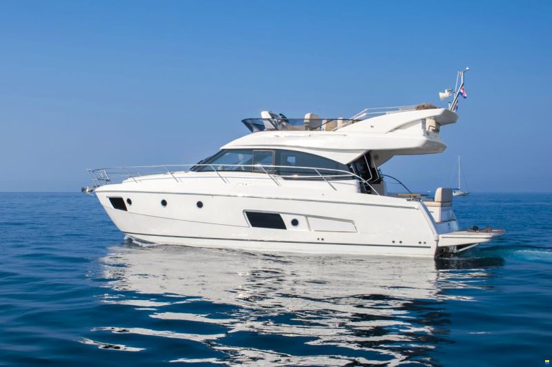 Bavaria Virtess 420 Fly