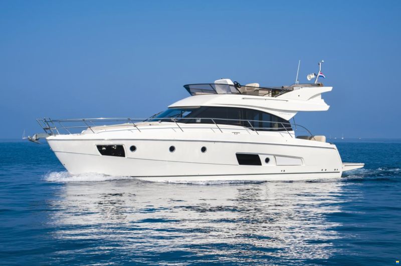 Bavaria Virtess 420 Fly