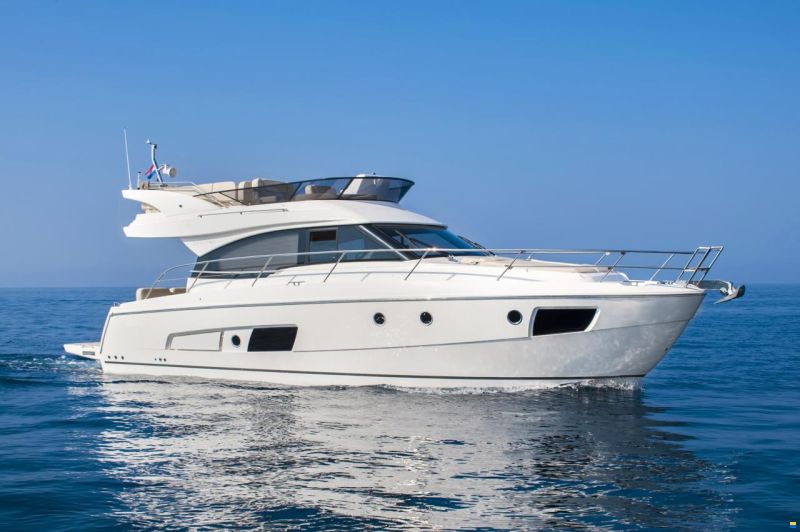 Bavaria Virtess 420 Fly