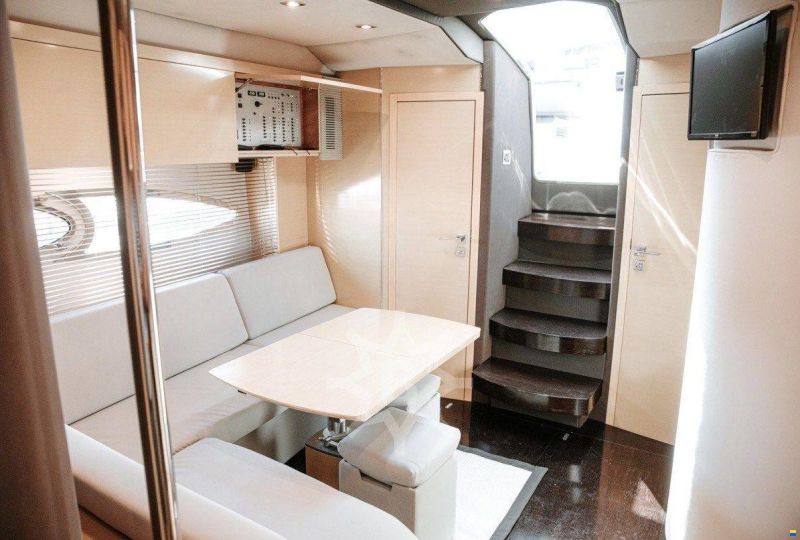 Azimut Atlantis 54
