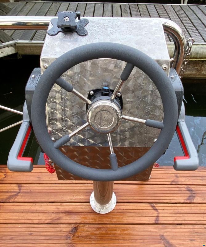 Campi 400 Houseboat CHARTER HARDEWIJK