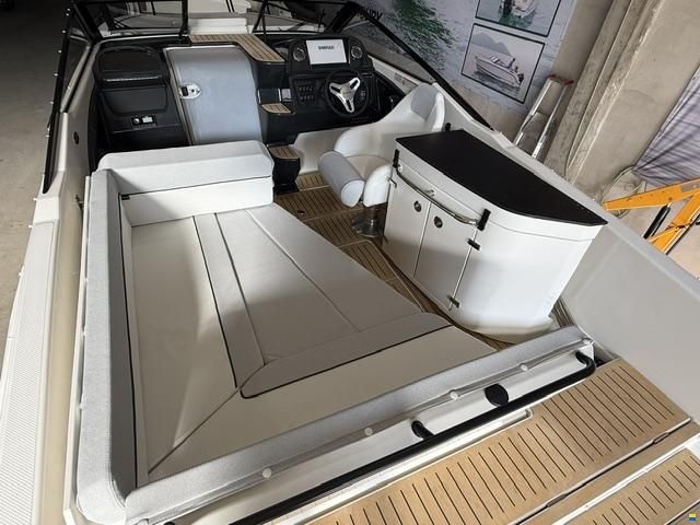 Quicksilver Activ 755 Cruiser mit 250PS
