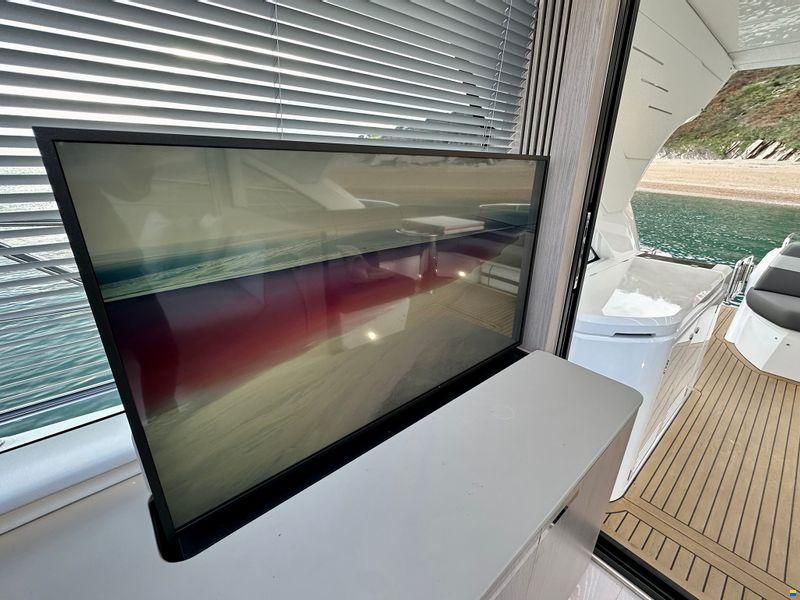 Sunseeker Predator 60 Evo