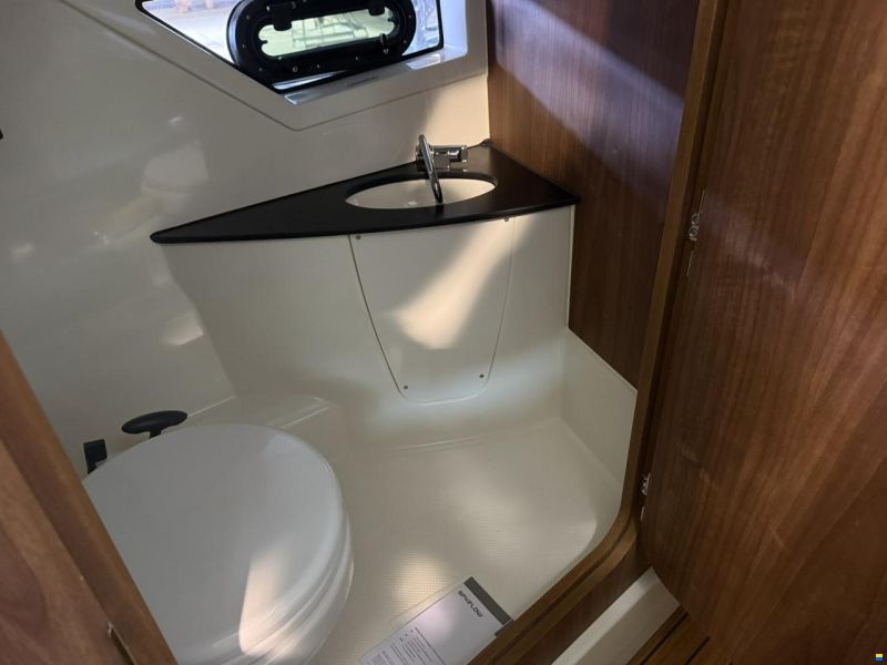 Quicksilver Activ 805 Cruiser mit 250PS
