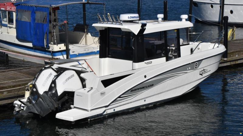 BENETEAU UTOMBORDARE BARRACUDA 8