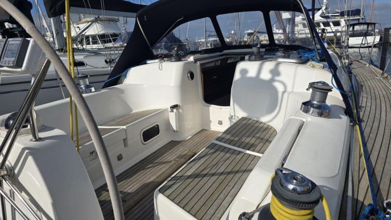 Dufour 40 Performance