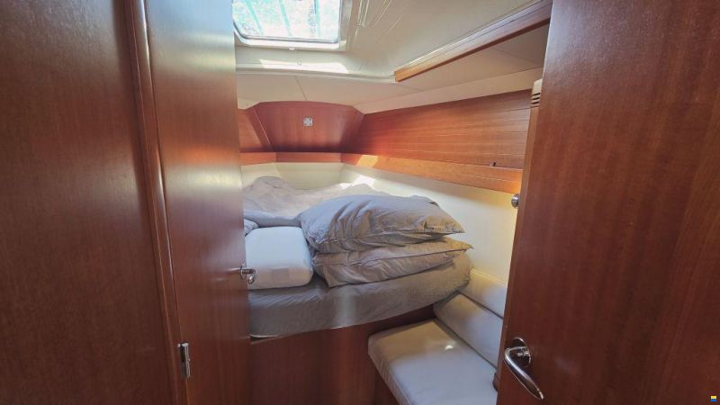 Dufour 40 Performance