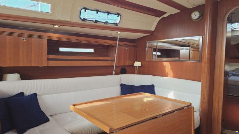 Dufour 40 Performance