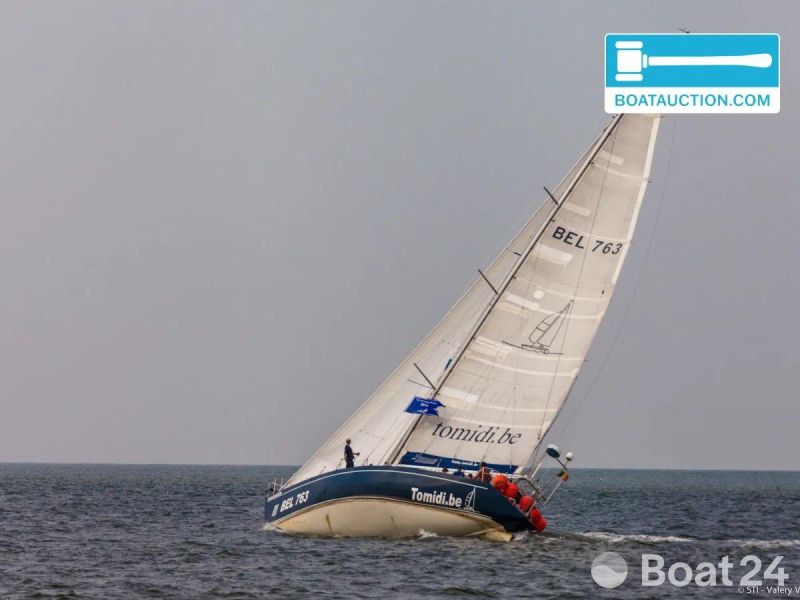 Standfast One Off 57'