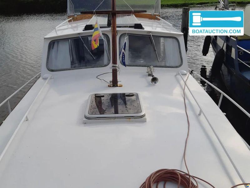 Motorboat 960