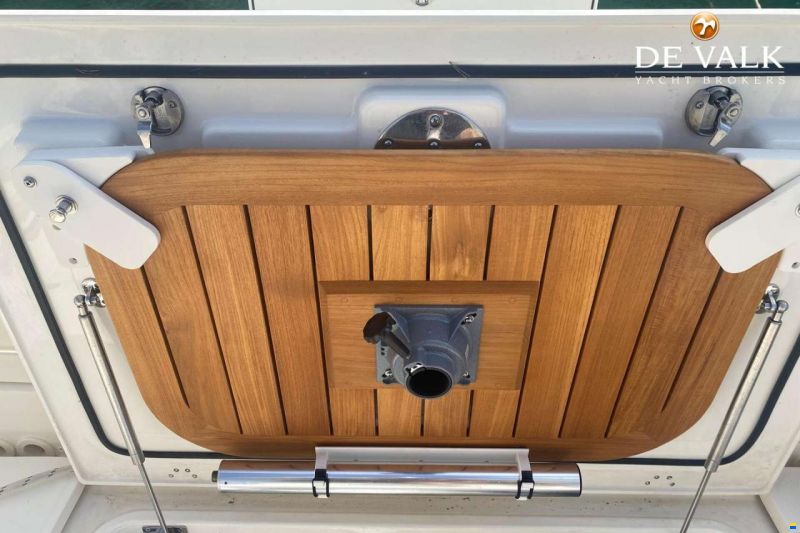 Boston Whaler 330 Outrage