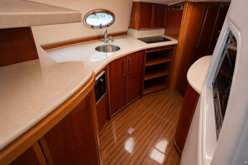 Sealine T47