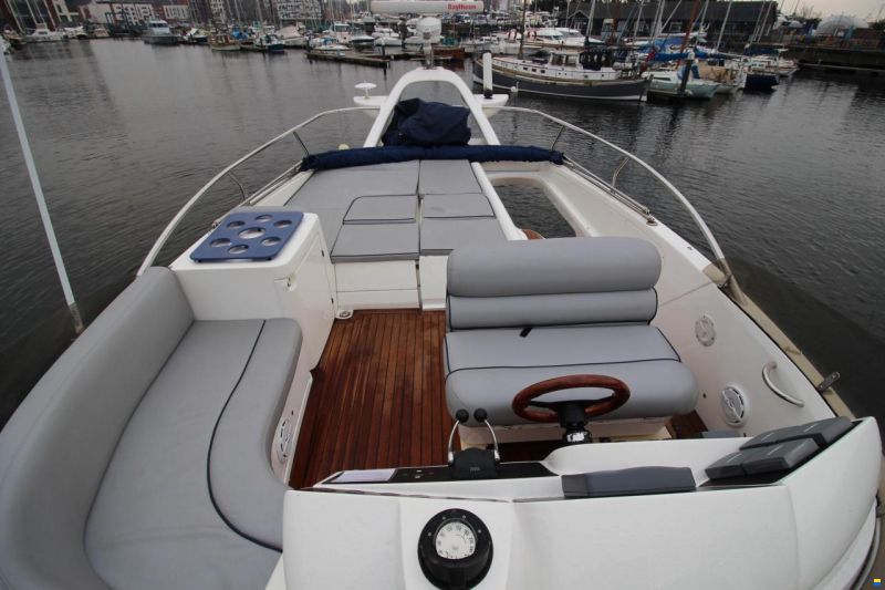 Sealine T47